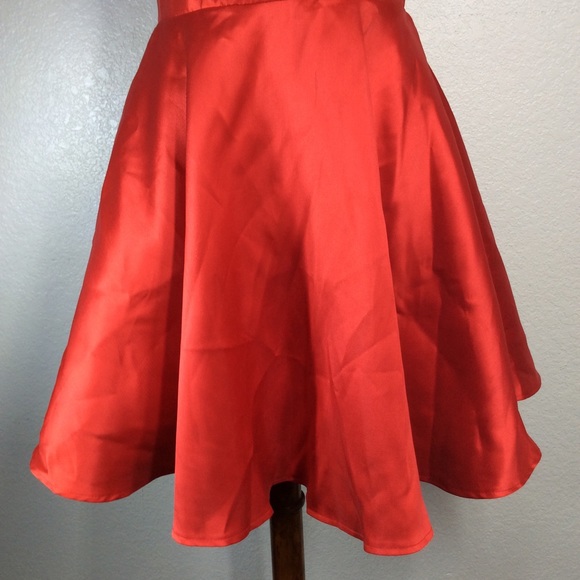 ALYCE PARIS Red V-Neck Short Fit N' Flare Dress Size 10 with lace up back - Picture 4 of 16